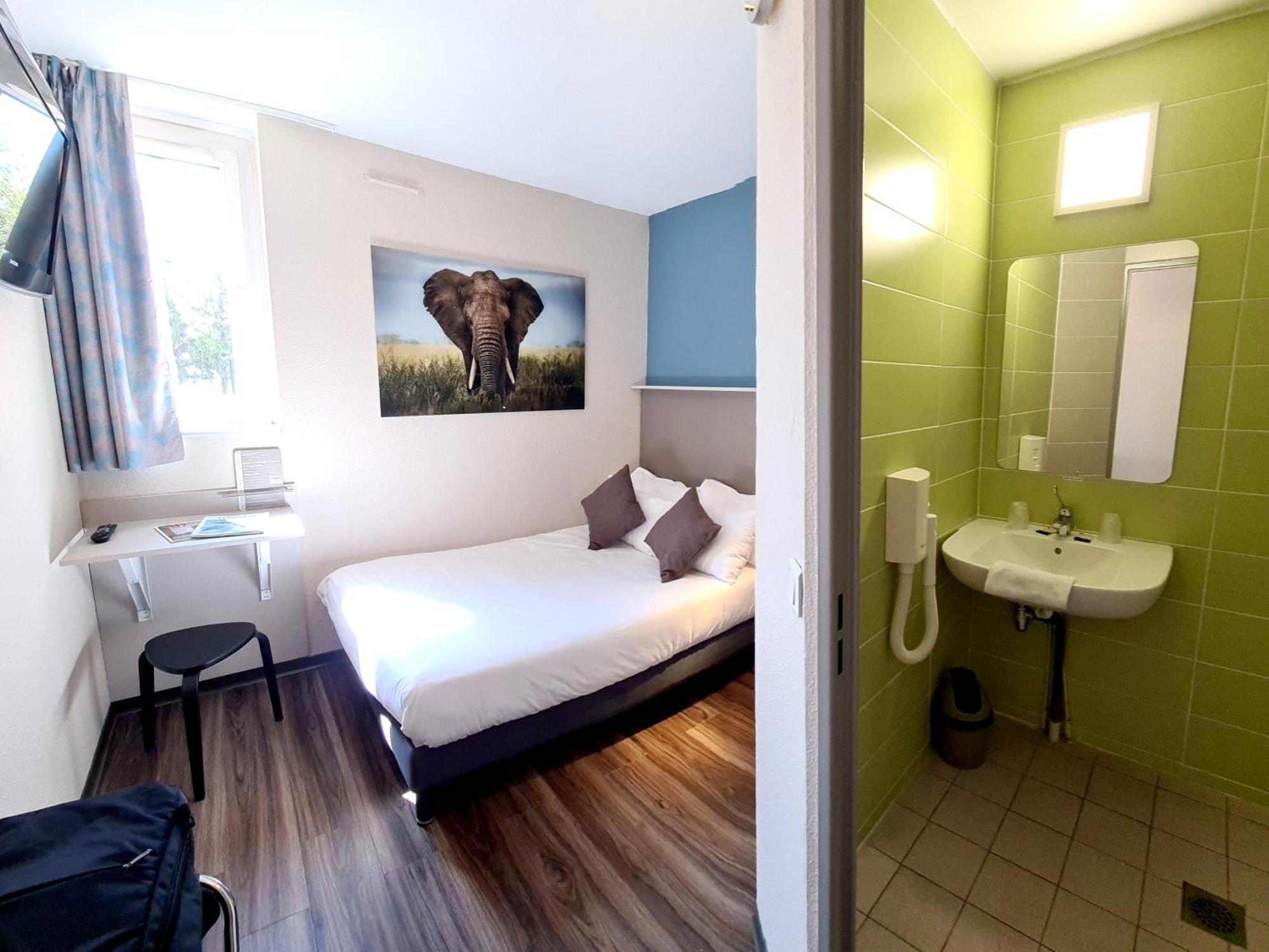 The Originals City Hotel Marseille Aeroport Vitrolles  Zewnętrze zdjęcie